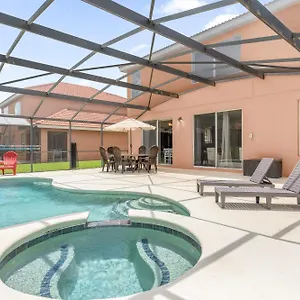 Holiday home Large Spacious W Private Pool & Hot Tub, Davenport